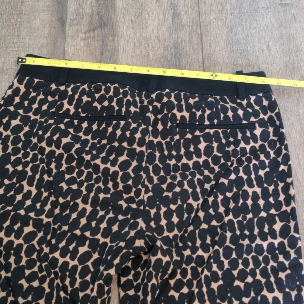 Leopard Capri style pants - Picture 5 of 5